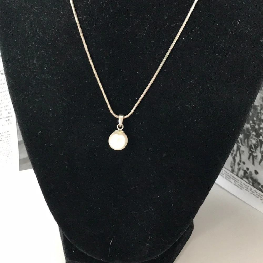 PEARL NECKLACE